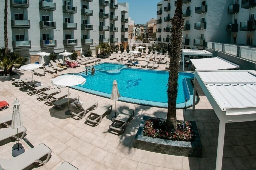 Картинка Pebbles Resort 4*