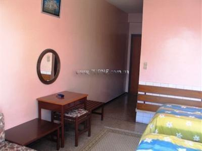 Отель Les Palmiers 2*