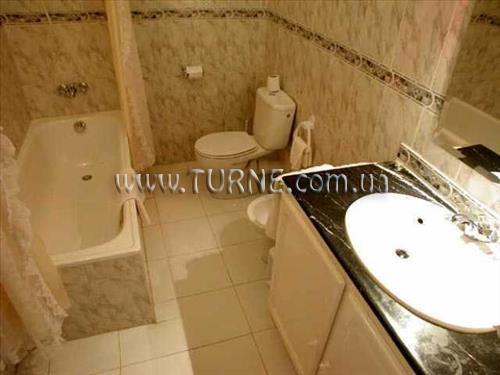 Отель Mabrouk 3*