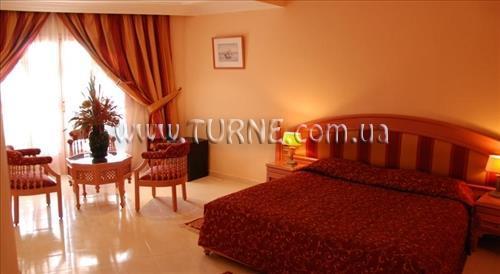 Фото Le Tivoli 4*