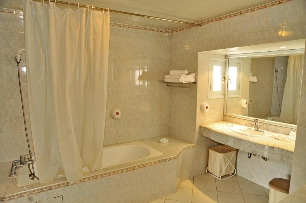 Фотография El Pueblo Tamlelt 3*