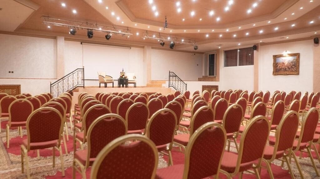 Картинка Imperial Plaza 4*