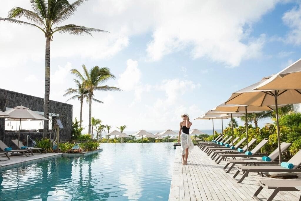 Картинка Constance Le Chaland 5*