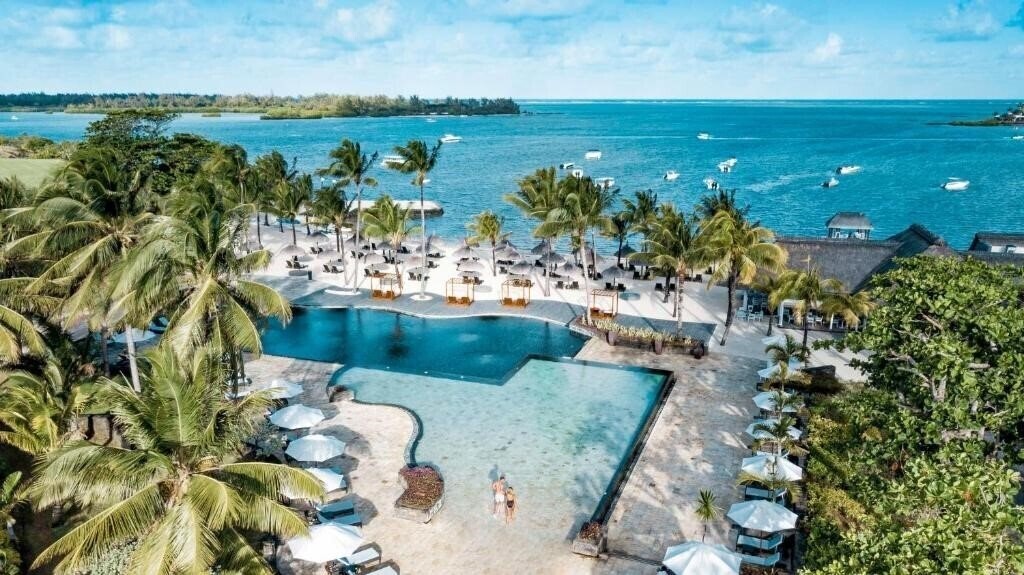 Отель The Bay Club at Anahita (ex. Anahita The Resort, Anahita Golf & SPA Resort Mauritius) 5*