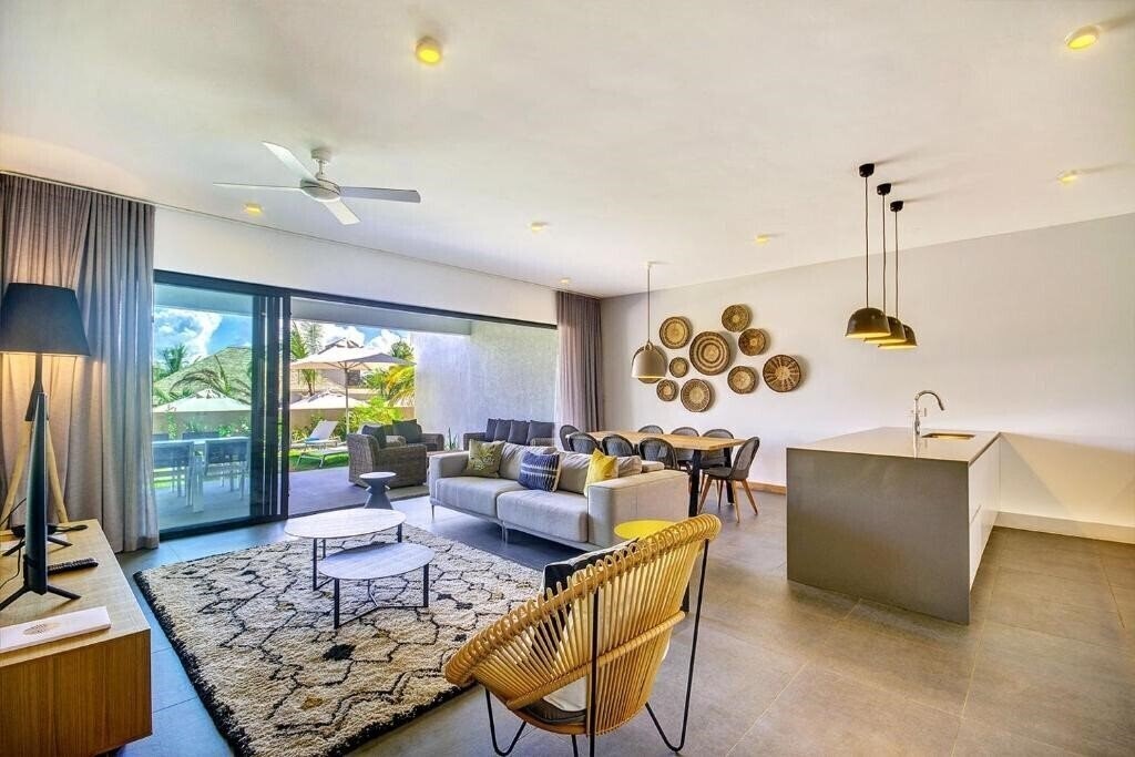 Отель Mythic Suites & Villas вилла