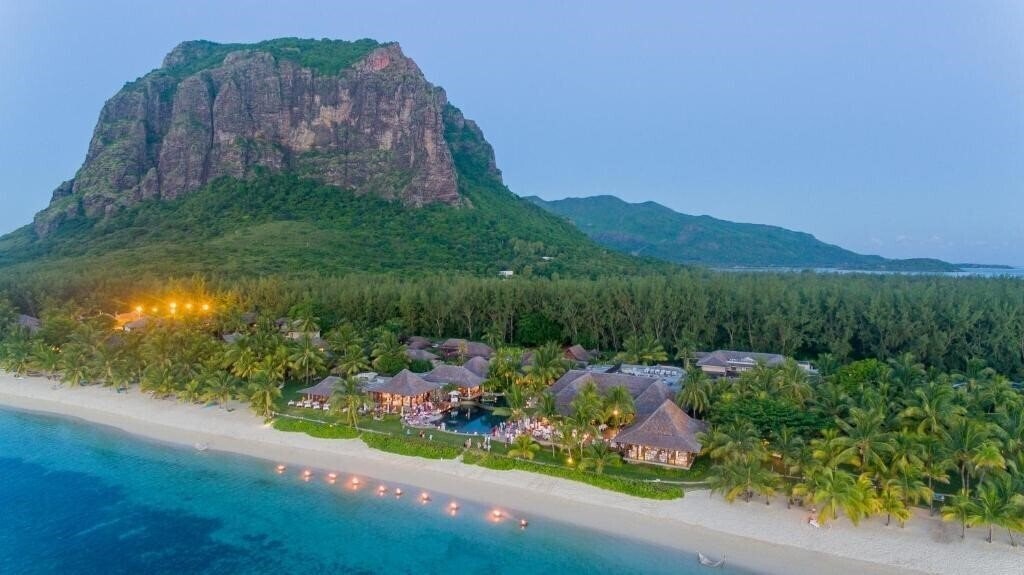 Отель Le Morne (ex. Les Pavillons, Lux* Le Morne) 5*