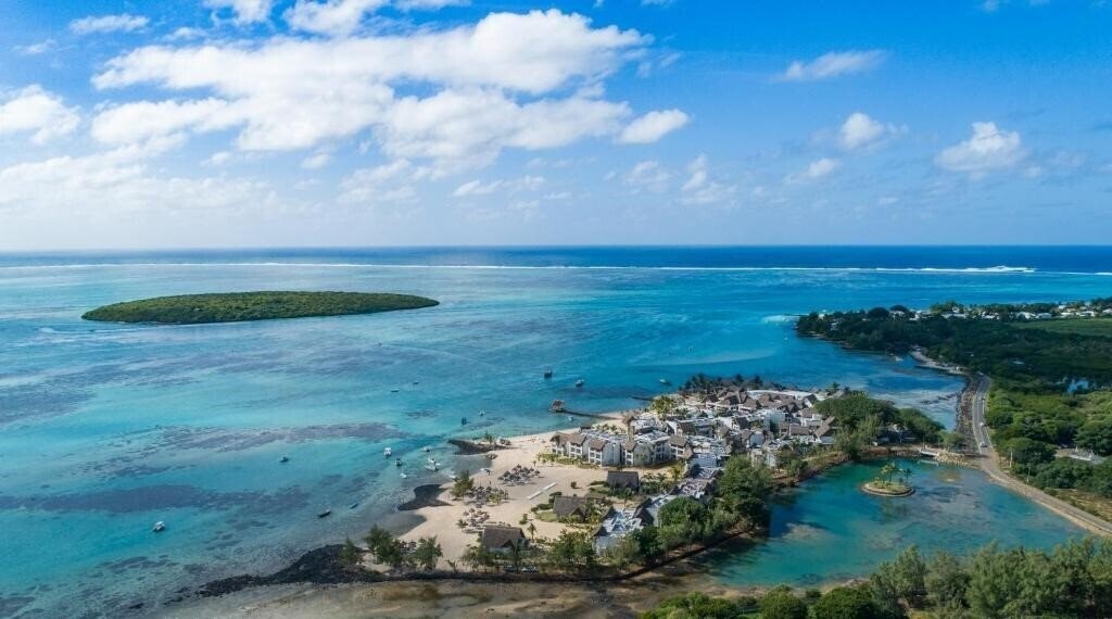 Отель Preskil Island Resort 4*