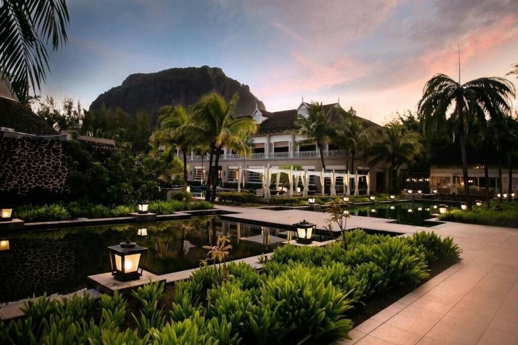 Фото The St. Regis Le Morne Resort 5*