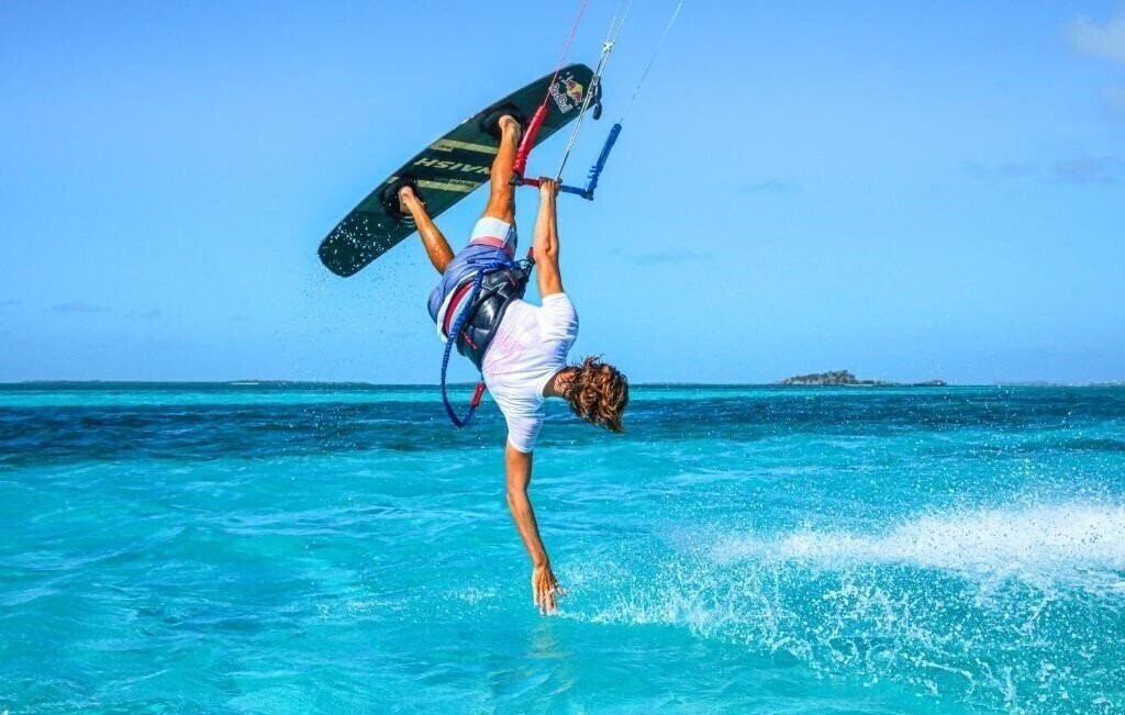 Изображение C Rodrigues Mourouk 3*