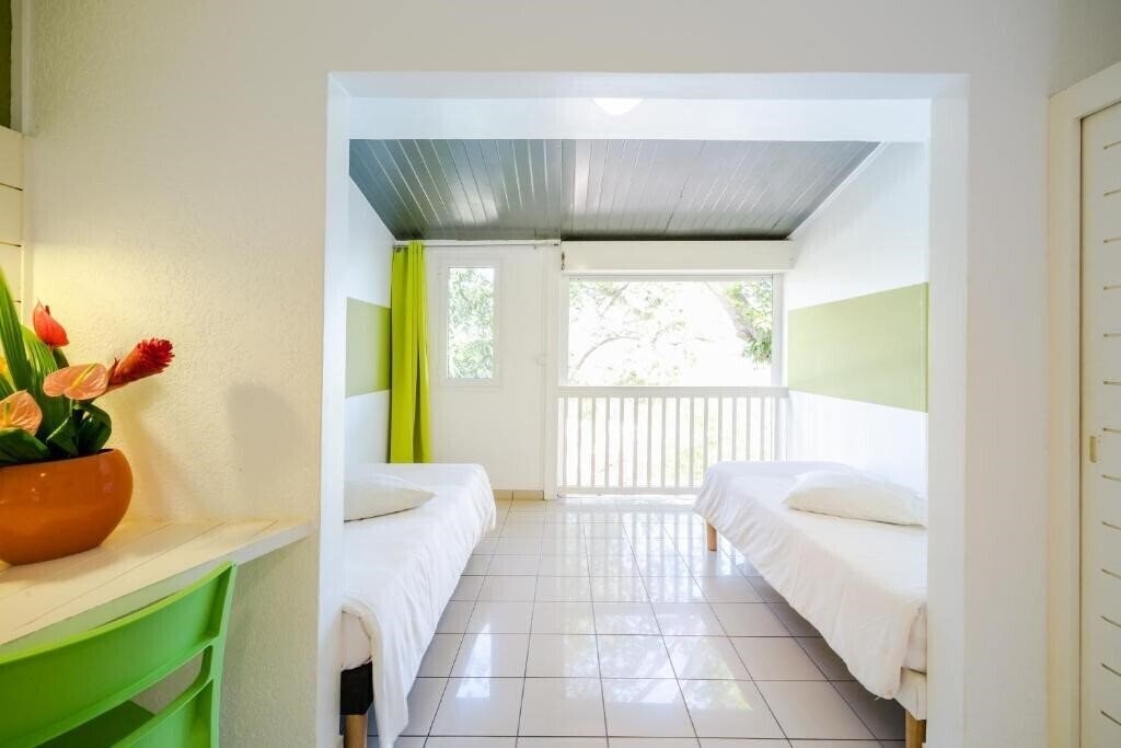 Фото L Hotel Les Aigrettes 2*