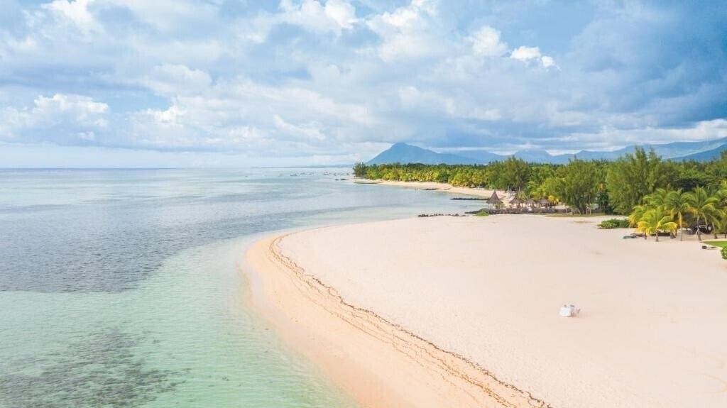 Изображение Dinarobin Beachcomber Golf Resort & SPA 5*