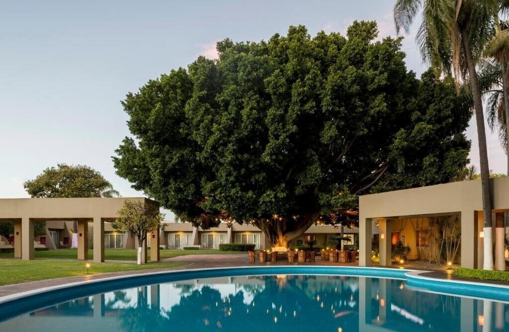 Отель Camino Real Guadalajara 5*