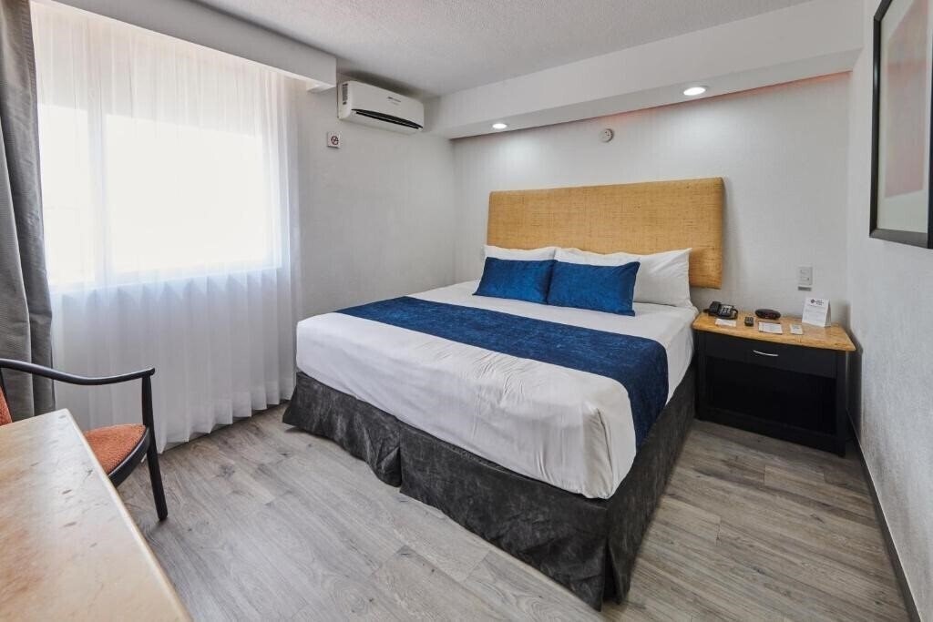 Фото Best Western Gran Hotel Centro Historico 4*