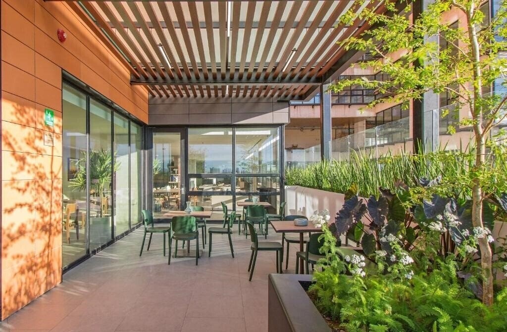 Фото Staybridge Suites Guadalajara Novena 3*