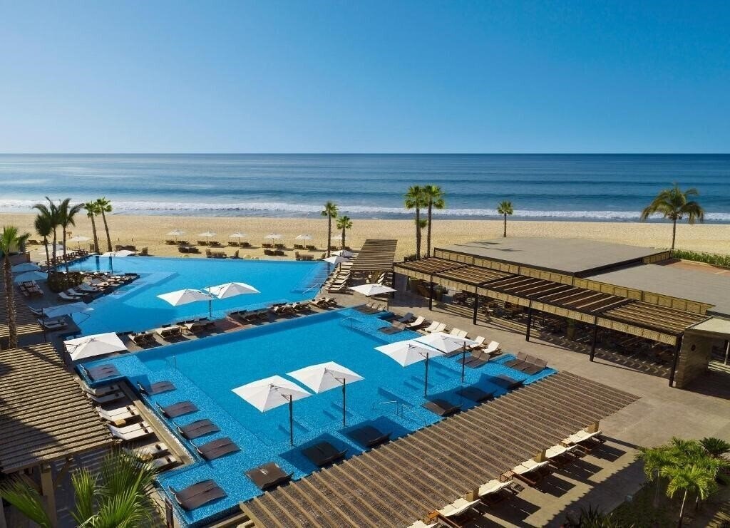 Отель Krystal Grand Los Cabos 4*