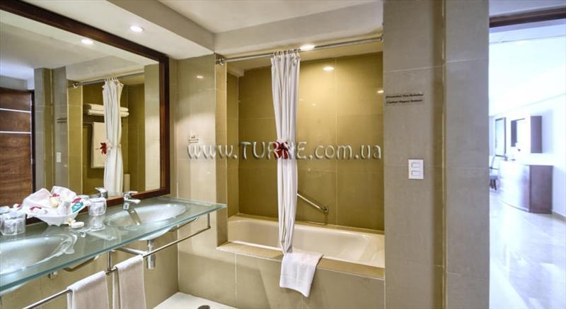 Отель Seadust Cancun Family Resort (ex. Great Parnassus Resort & Spa) 5*