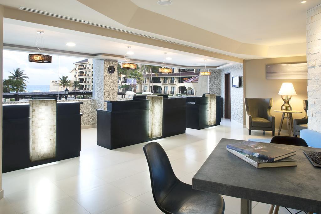 Картинка Emporio Hotel & Suites Cancun 4*