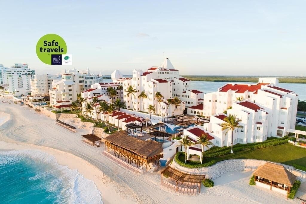 Отель Gr Caribe By Solaris Cancun 5*