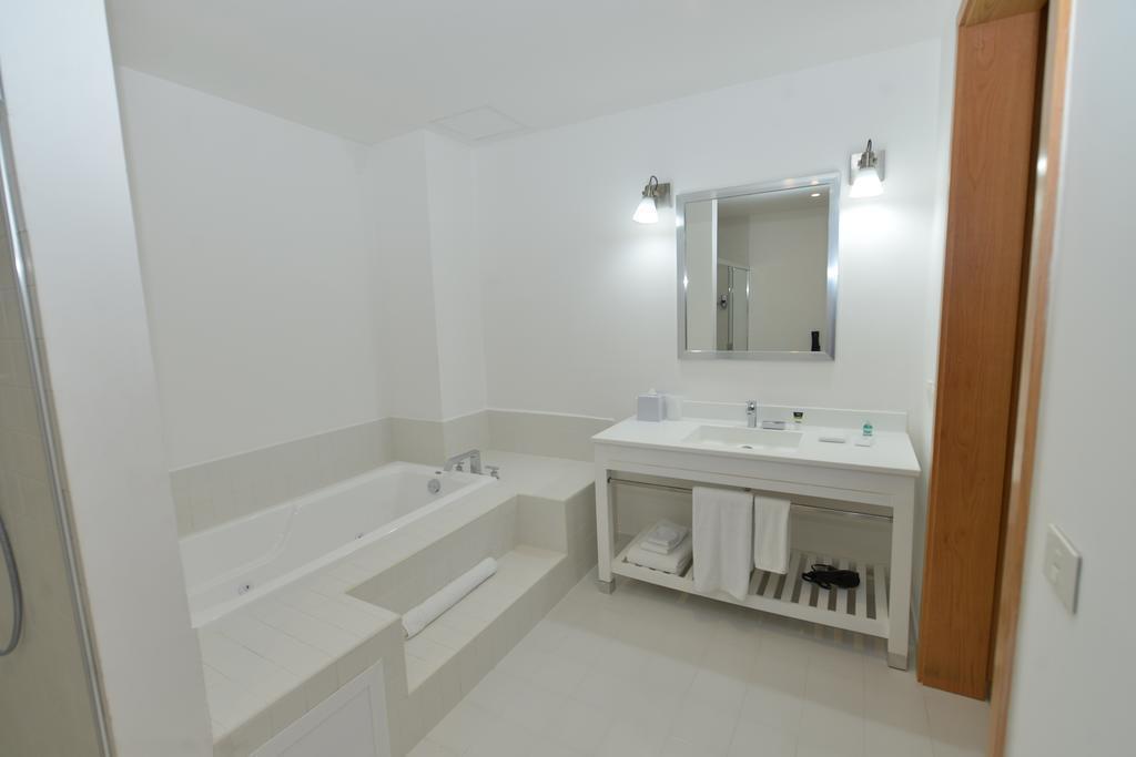 Изображение Four Points By Sheraton Cancun Centro 4*