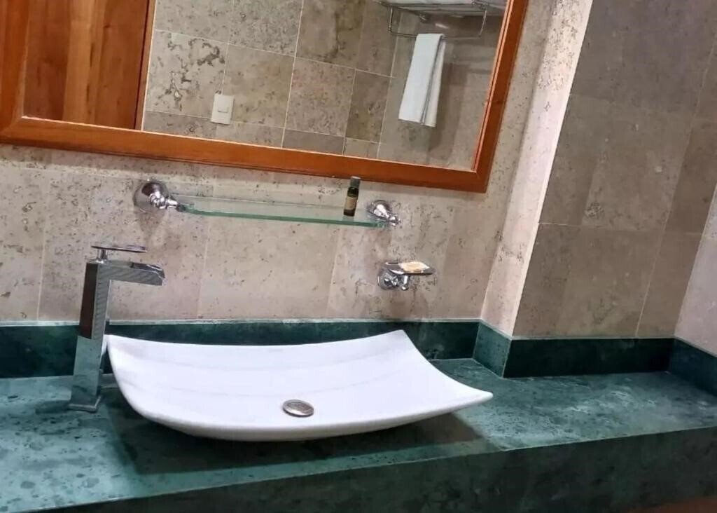 Фотография Cancun International Suites 3*