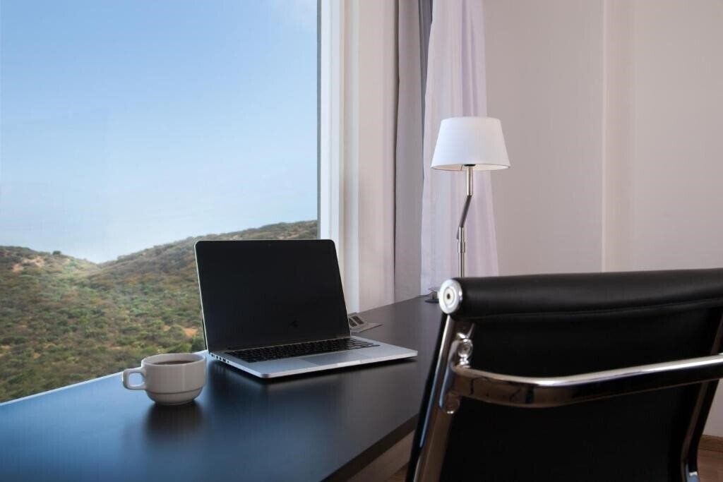 Отель Fiesta Inn Merida 4*