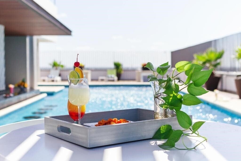 Отель El Conquistador Del Paseo De Montejo 5*