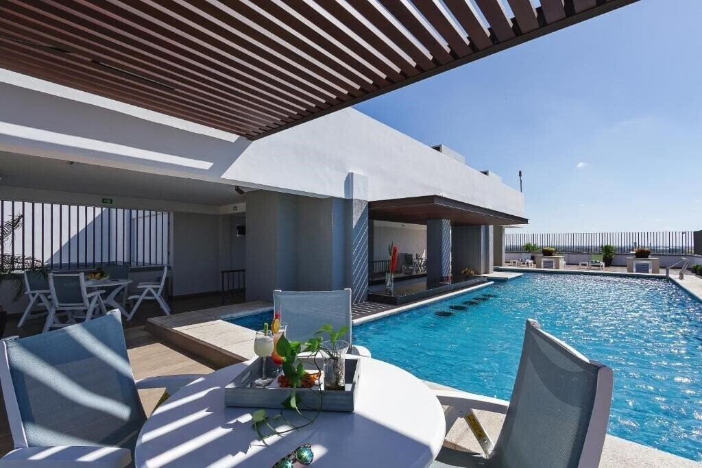 Изображение El Conquistador Del Paseo De Montejo 5*