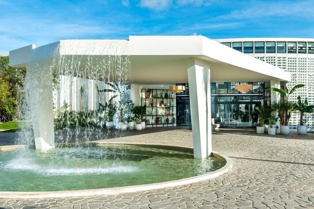 Фотография Ocean Riviera Paradise - Daisy Family Club 5*