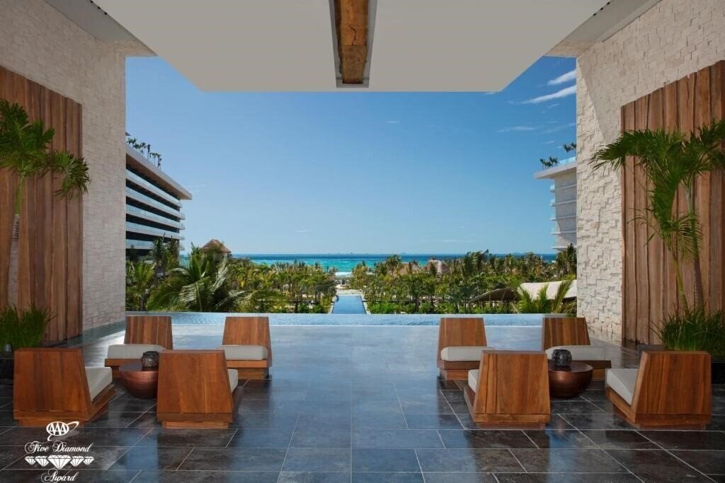 Изображение Secrets Moxche Playa Del Carmen 5*