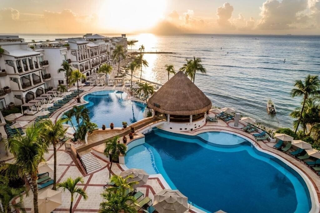Отель Wyndham Alltra Playa Del Carmen 4*