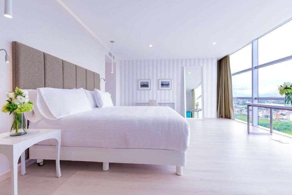 Фото Nh Puebla Finsa 3*