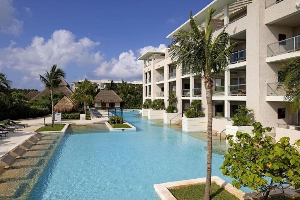 Фото Paradisus Playa del Carmen – La Perla 5*