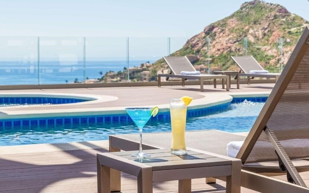 Фото Hampton Inn & Suites by Hilton Los Cabos 3*