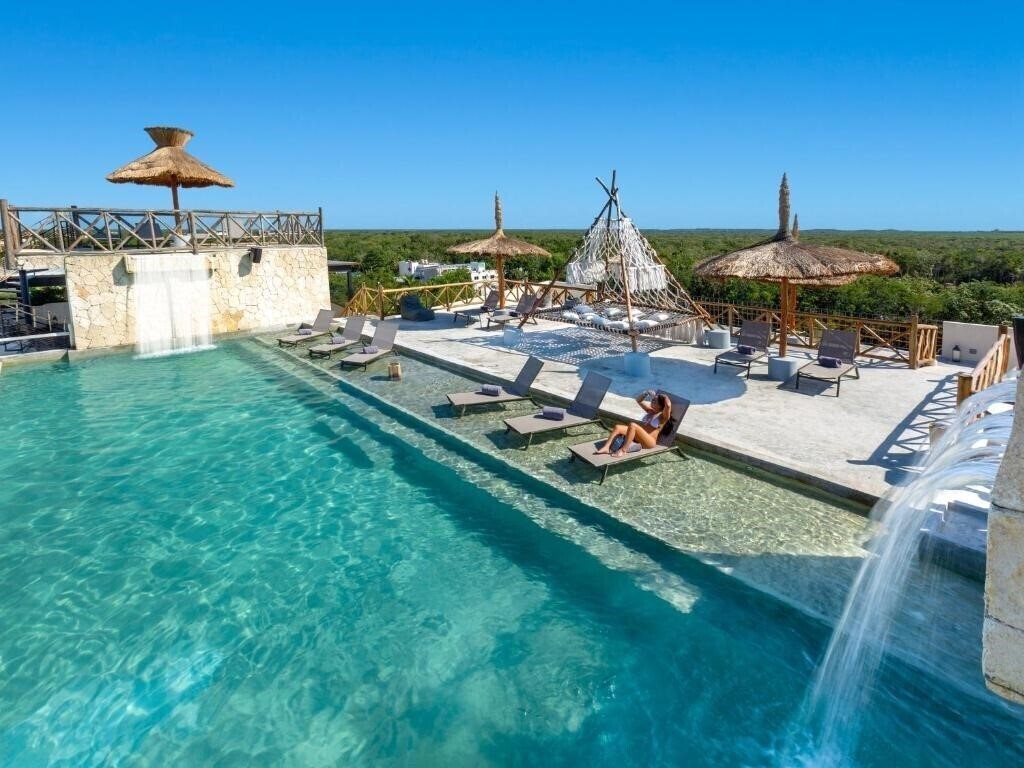 Отель Naala Tulum 4*
