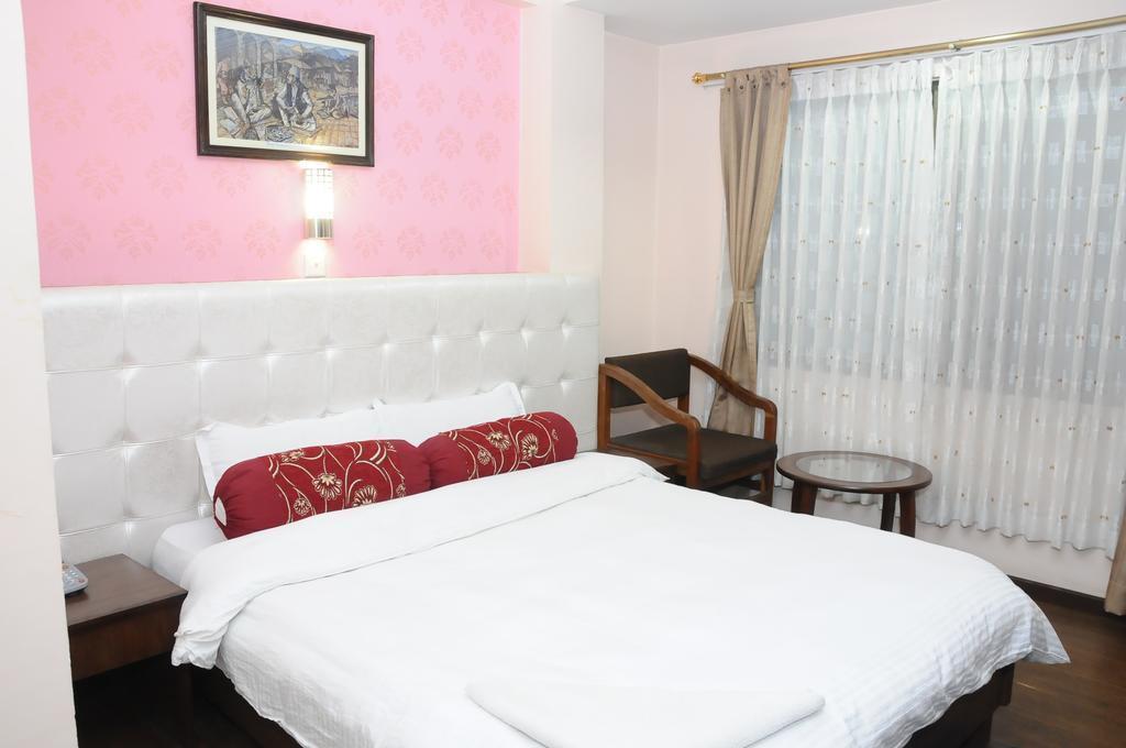 Фотография Backyard Hotel 2*