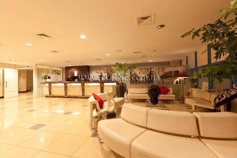 Изображение Best Western Plus Hotel Blue Square 4*