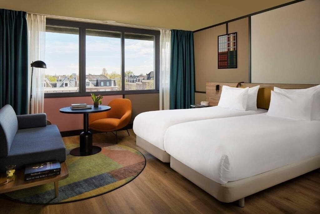 Изображение NH Museum Quarter 4*