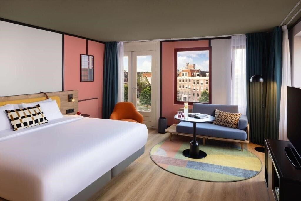 Картинка NH Museum Quarter 4*