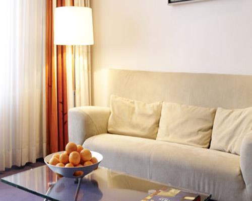 Отель Park Plaza Vondelpark 4*