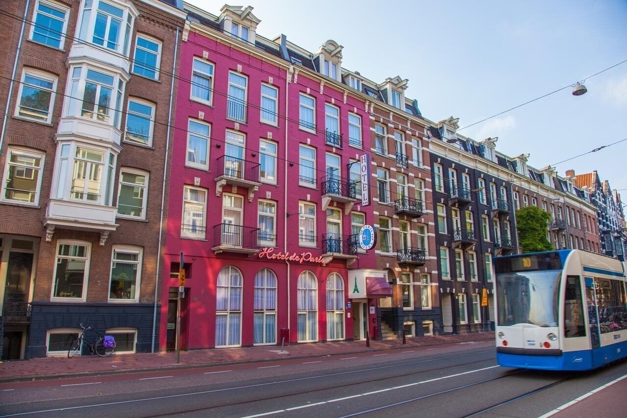 Отель Hotel De Paris 3*