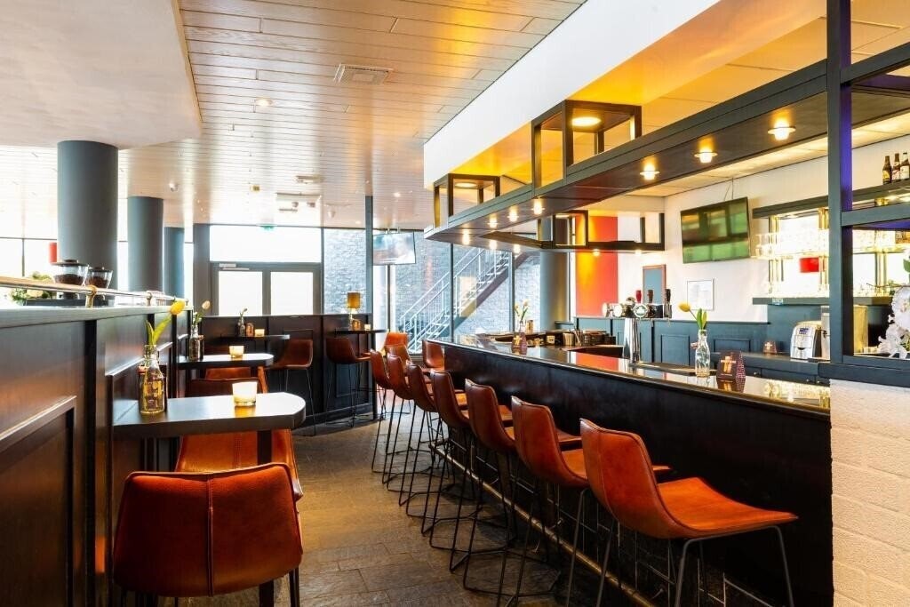 Картинка Bastion Almere 3*