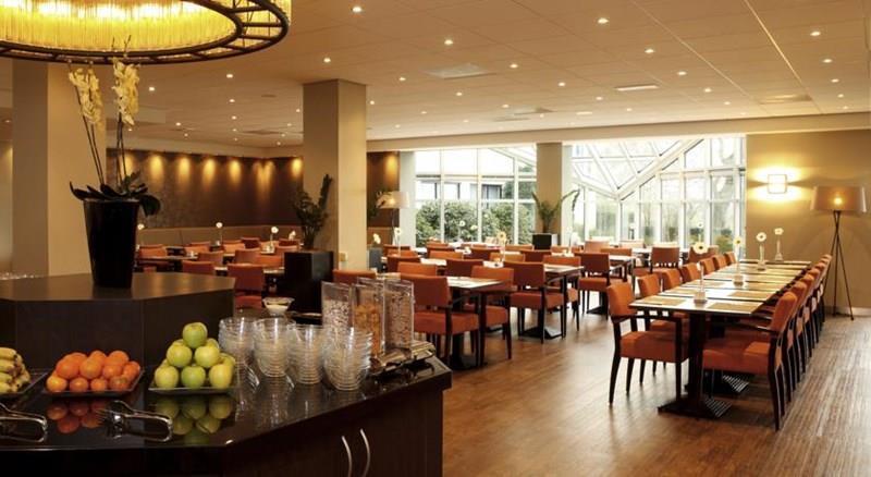 Отель Nh Naarden 4*