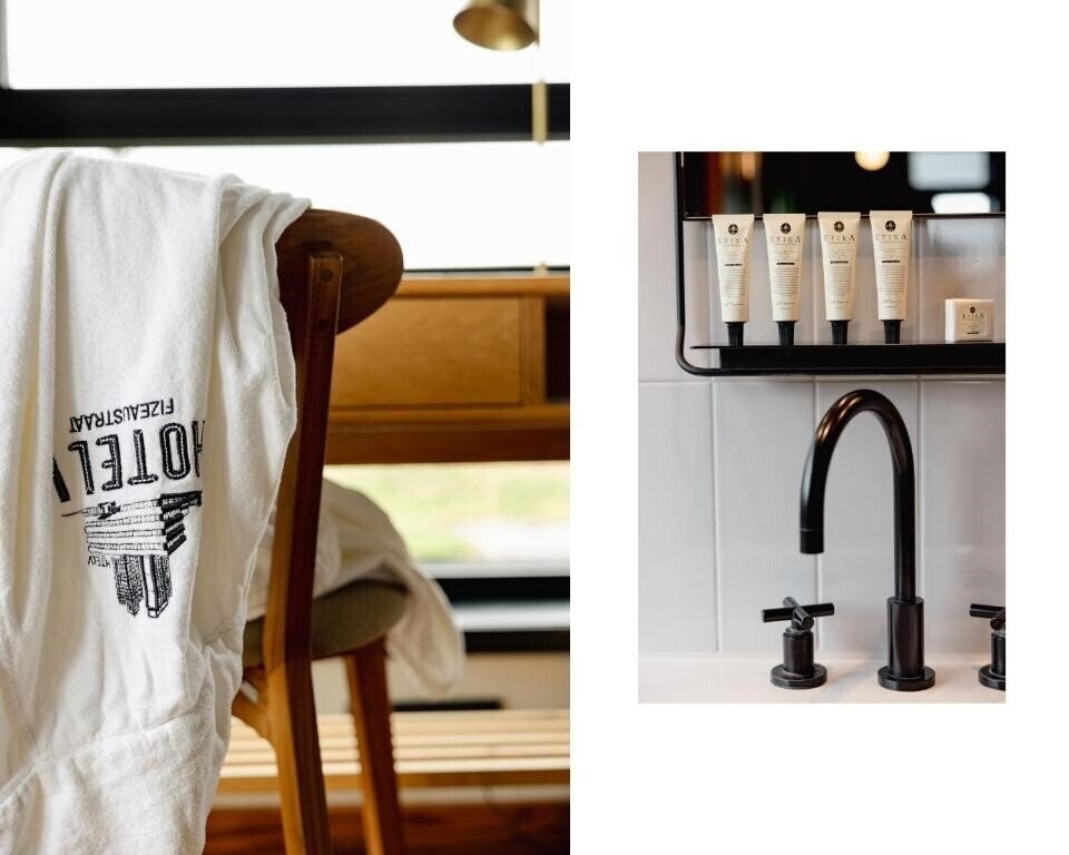 Отель V Fizeaustraat 4*