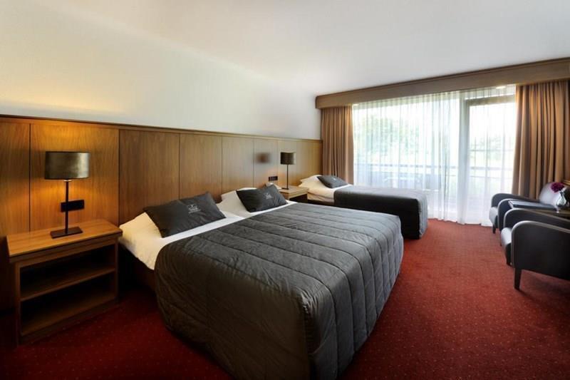 Фото Van Der Valk Volendam 4*