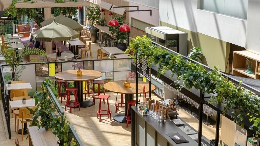 Отель Comfort Hotel 3*