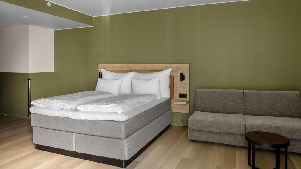 Фото Comfort Hotel 3*