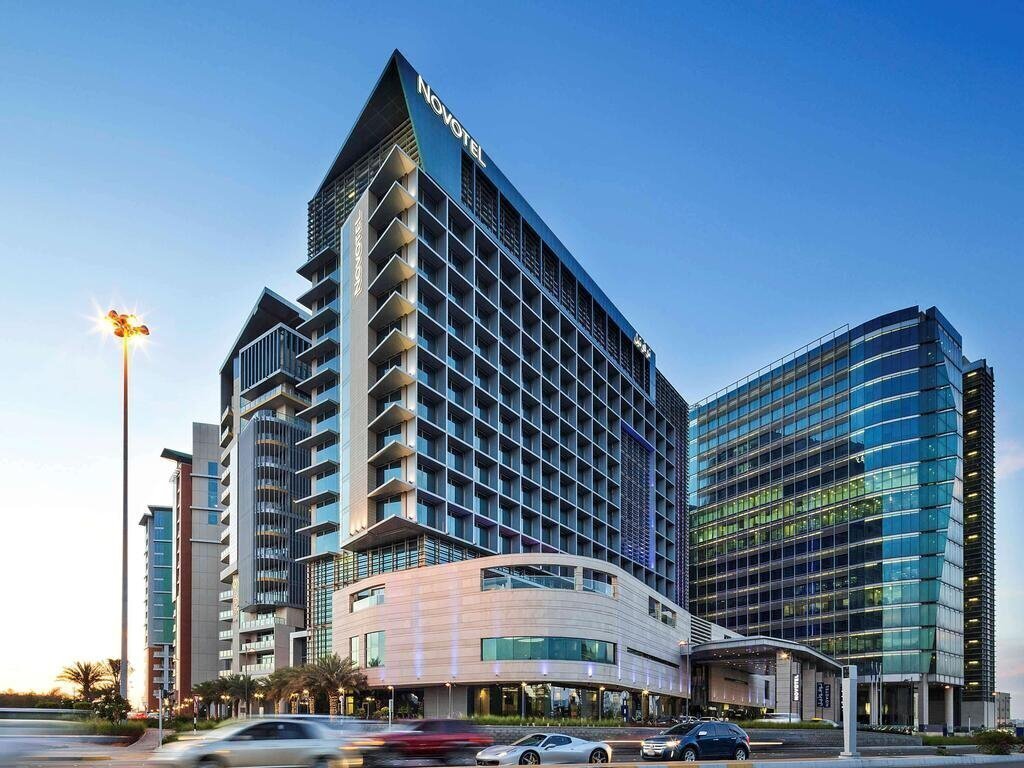 Отель Novotel Abu Dhabi Al Bustan 4*