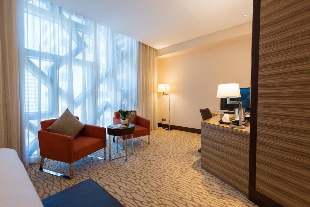 Фото Courtyard by Marriott World Trade Center Abu Dhabi 4*