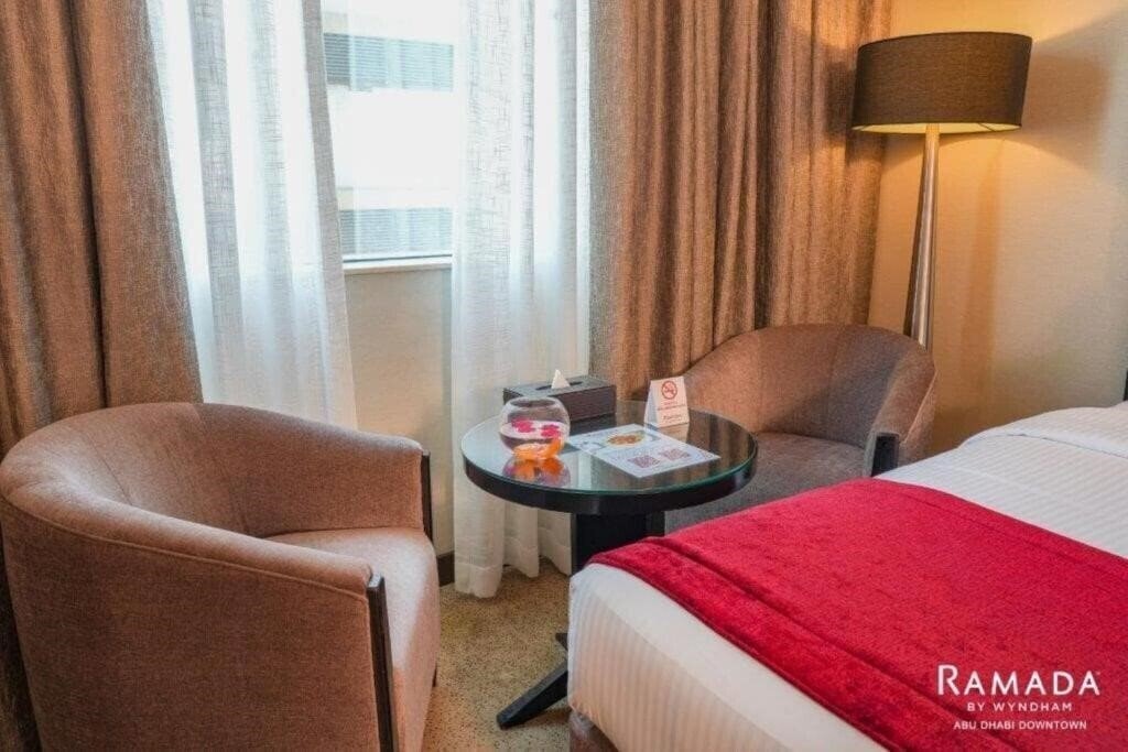 Картинка Ramada Downtown Abu Dhabi 4*