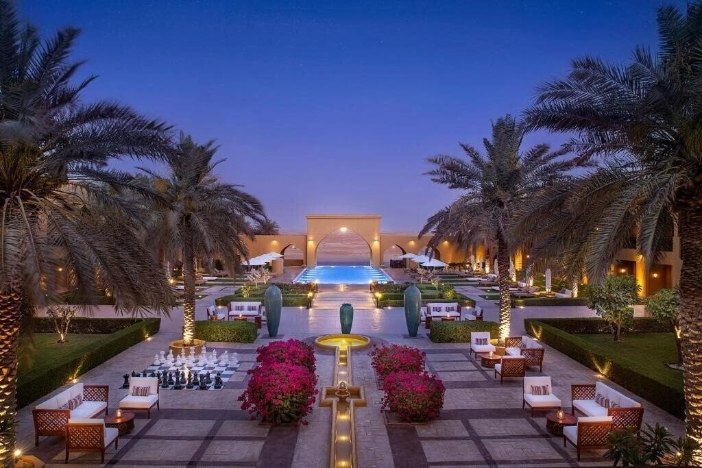 Фото Tilal Liwa 4*
